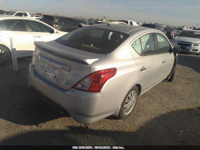 3N1CN7AP9FL813712 Nissan VERSA SV