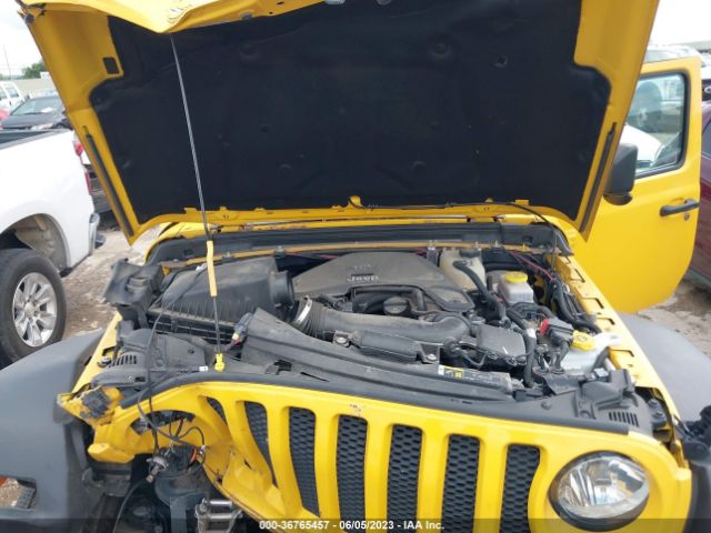 1C4HJXDG4JW285204 Jeep Wrangler Unlimited Sport S