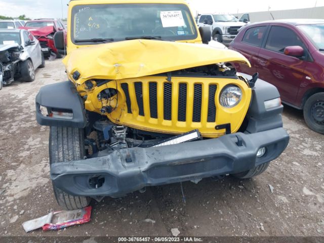 1C4HJXDG4JW285204 Jeep Wrangler Unlimited Sport S