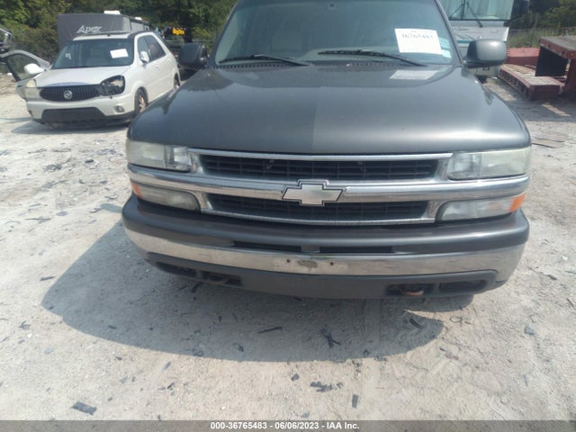 Продажа на аукционе авто 2000 Chevrolet Suburban Lt, vin: 3GNFK16T4YG116599, номер лота: 36765483