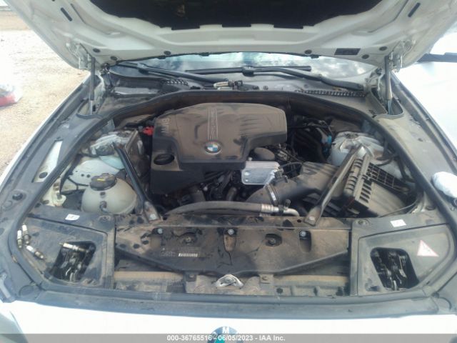 WBA5A5C54FD517274 BMW 5 Series 528i