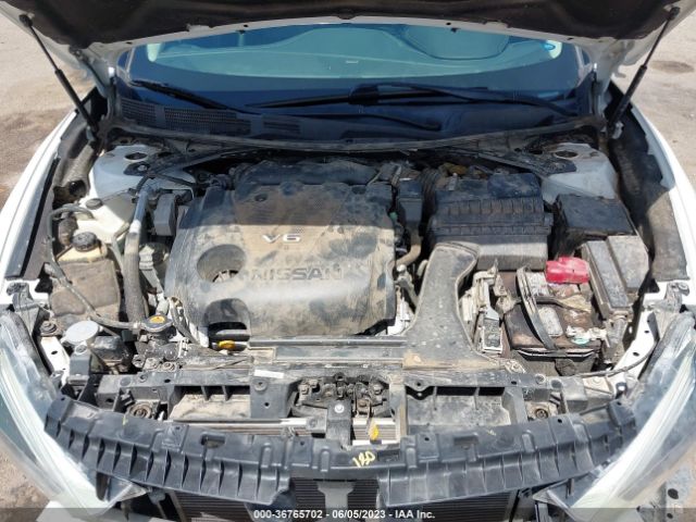 1N4AA6AP3HC418438 Nissan Maxima Platinum