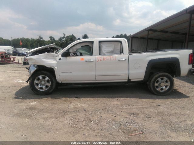 1GT12TEY5JF268958 GMC Sierra 2500hd Slt