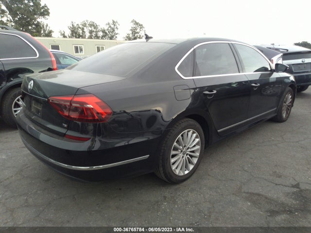 1VWBT7A30HC064550 Volkswagen Passat 1.8t Se