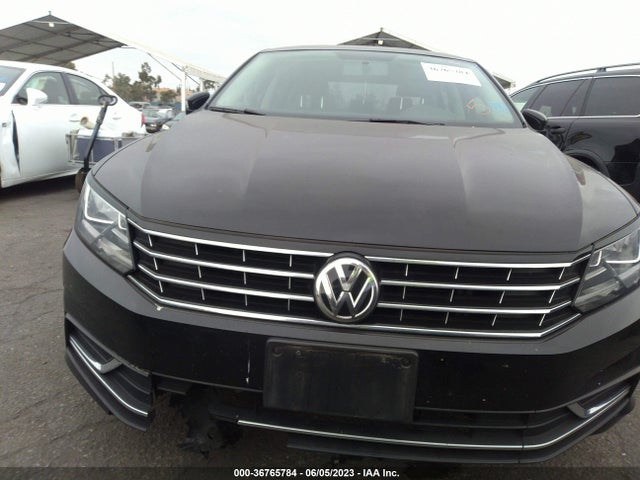 1VWBT7A30HC064550 Volkswagen Passat 1.8t Se