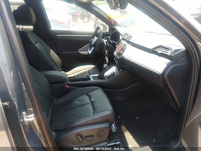 WA1AUCF39M1123530 Audi Q3 PREMIUM