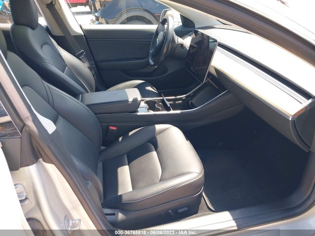 Tesla Model 3 Range Battery 2018 5YJ3E1EA1JF077288 Image 5
