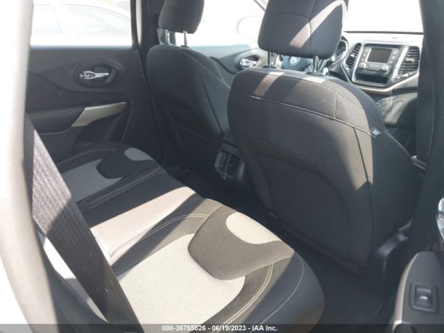1C4PJLAB1HW667200 Jeep Cherokee Altitude
