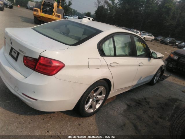 WBA3C3C56FK200839 BMW 3 Series 320i Xdrive