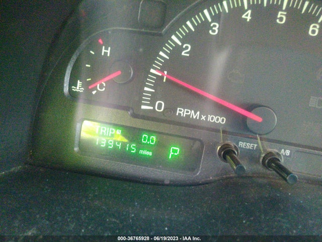 2000 LINCOLN LS VIN: 1LNHM86SXYY922301