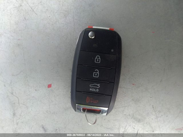3KPFK4A78HE013847 KIA FORTE LX