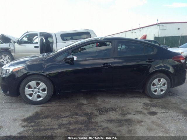 3KPFK4A78HE013847 KIA FORTE LX