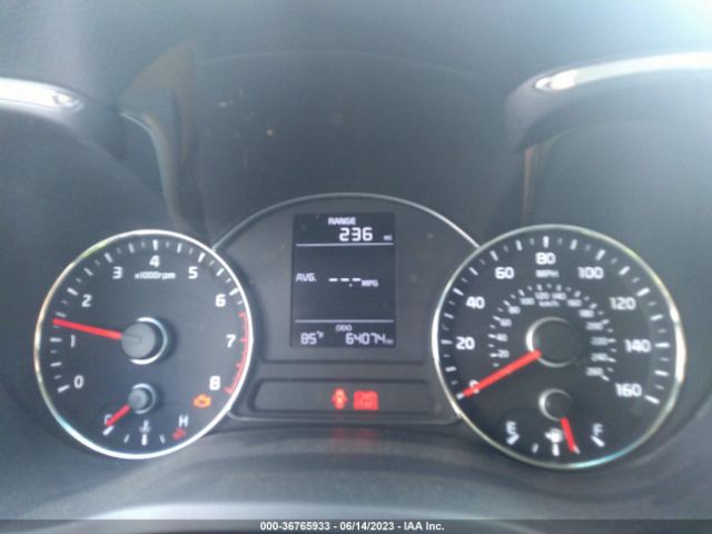3KPFK4A78HE013847 KIA FORTE LX