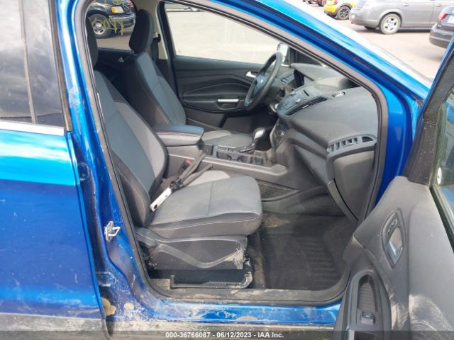1FMCU0GDXJUC60177 Ford ESCAPE SE