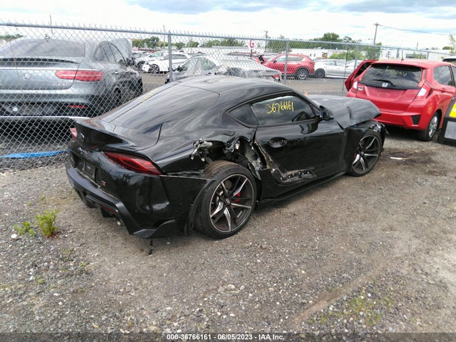 2021 Toyota Supra, VIN: WZ1DB0C09MW042047