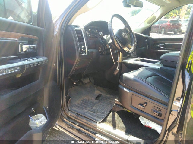 1C6RR7NM7HS882230 RAM 1500 Laramie