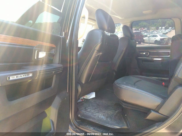 1C6RR7NM7HS882230 RAM 1500 Laramie