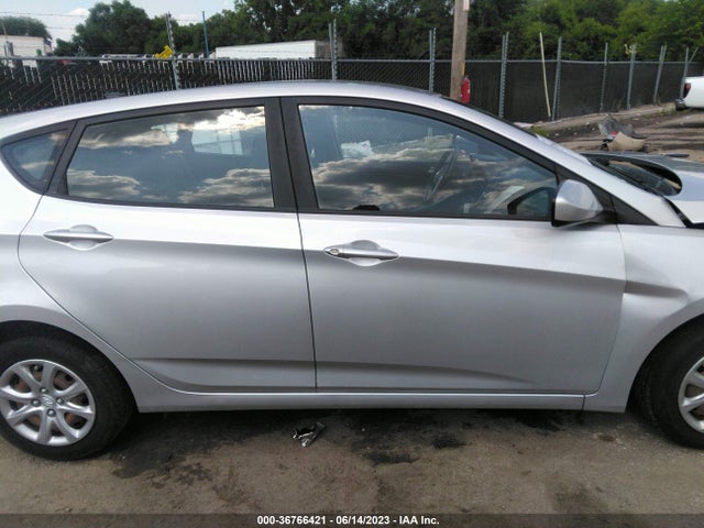 2013 HYUNDAI ACCENT GS VIN: KMHCT5AE9DU081098