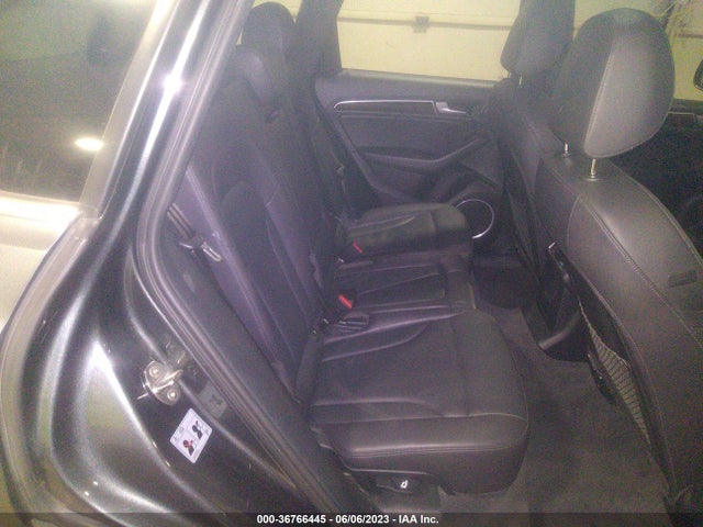 WA1D7AFP9HA011960 Audi Q5 Premium Plus