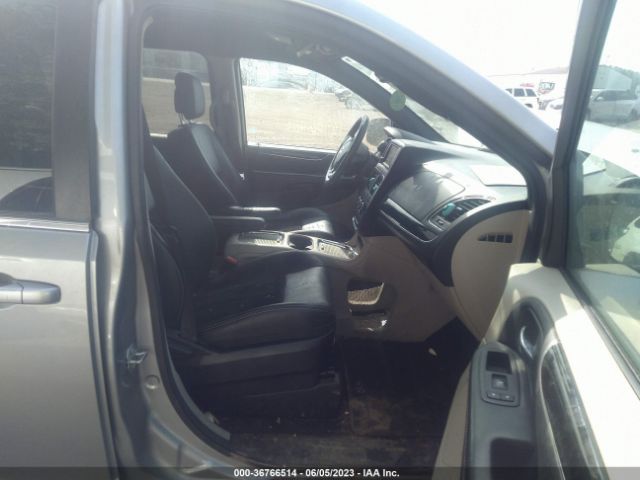 2C4RDGCG1JR250027 Dodge Grand Caravan Sxt
