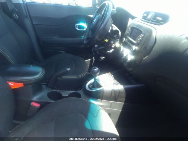 KNDJP3A55F7130206 KIA SOUL +