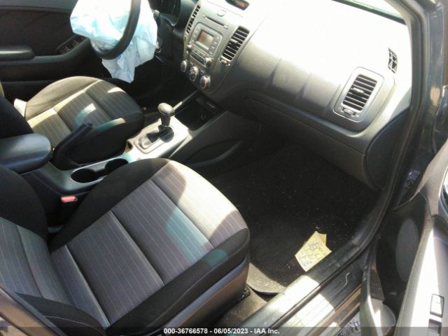 KNAFK5A82G5636547 KIA Forte 5-door Lx