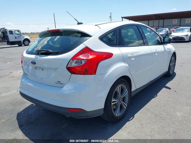 1FADP3K28EL247520 Ford FOCUS SE