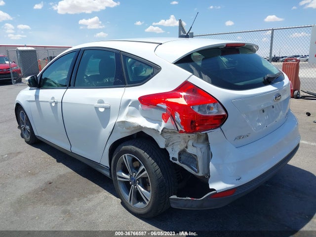 1FADP3K28EL247520 Ford FOCUS SE