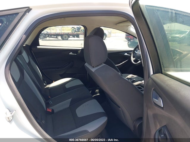 1FADP3K28EL247520 Ford FOCUS SE