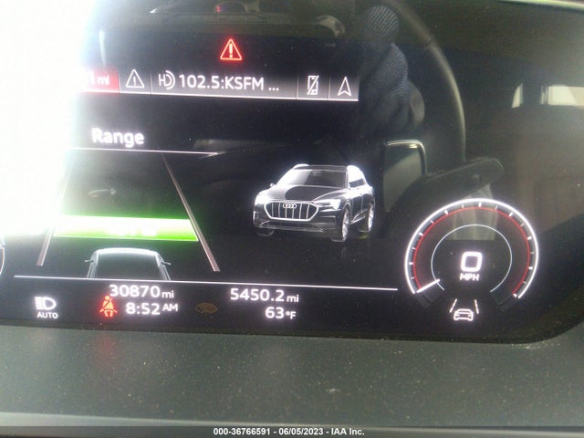 2022 Audi e-tron, VIN: WA1AAAGE3NB010410