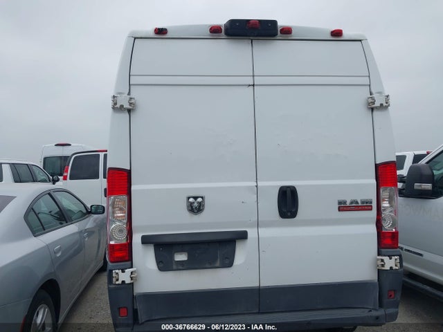 RAM Promaster Cargo Van 2018 3C6TRVDGXJE122792 Image 7