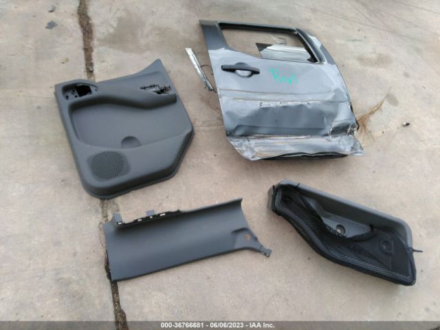 1N6DD0ER2HN720893 Nissan Frontier Sv V6