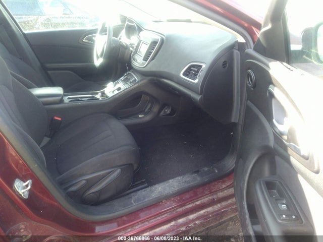 1C3CCCAB3FN520957 Chrysler 200 Limited