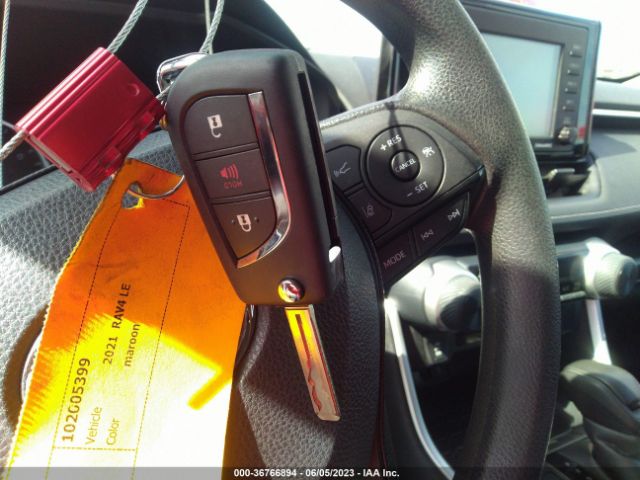 Toyota RAV4 LE 2021 2T3H1RFV7MW142712 Image 11