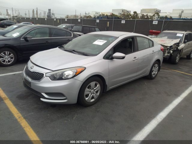 KNAFK4A62G5610250 KIA FORTE LX