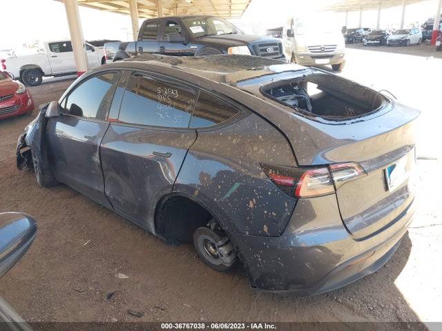 Tesla Model Y Long Range 2022 7SAYGDEE4NF354125 Image 3