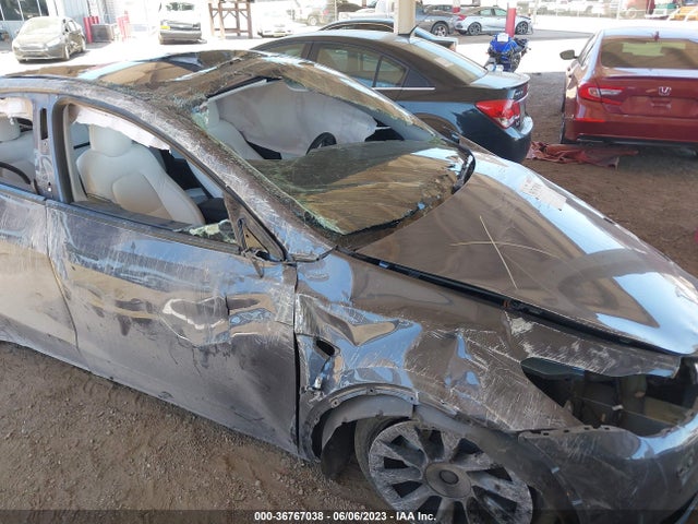 Tesla Model Y Long Range 2022 7SAYGDEE4NF354125 Image 6