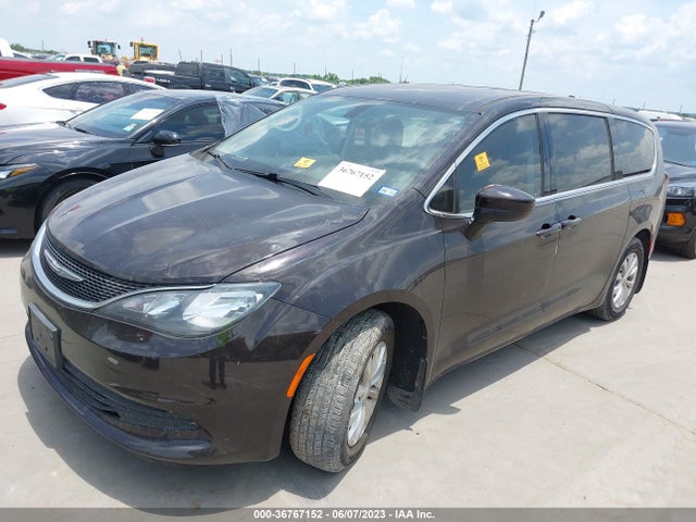 Chrysler Pacifica Lx 2018 2C4RC1CG5JR131901 Image 2
