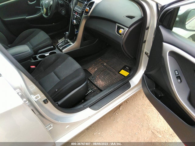 2014 HYUNDAI ELANTRA GT VIN: KMHD35LH1EU196422
