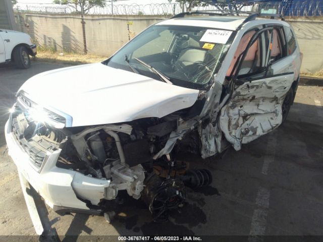 JF2SJAGC9JH414376 Subaru Forester Premium