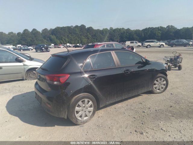 3KPA25AD8ME376018 KIA Rio 5-door S