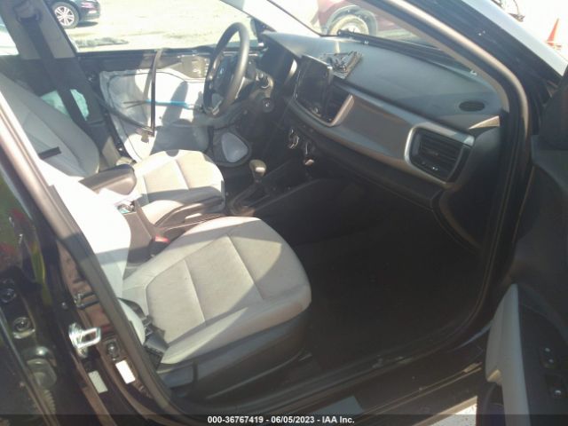 3KPA25AD8ME376018 KIA Rio 5-door S