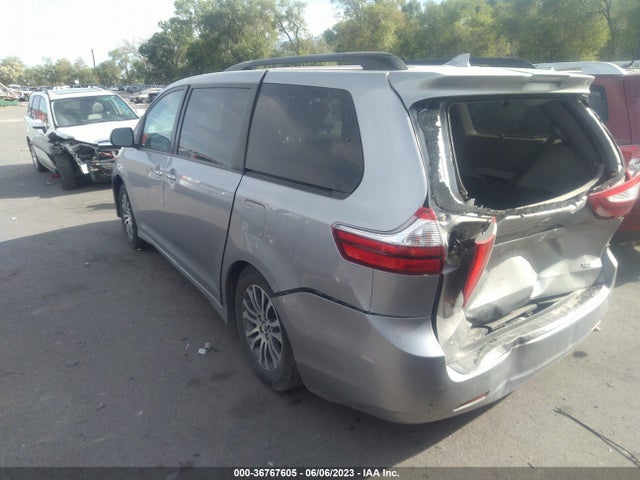 Toyota Sienna Xle Auto Access 2018 5TDYZ3DC7JS917126 Image 3