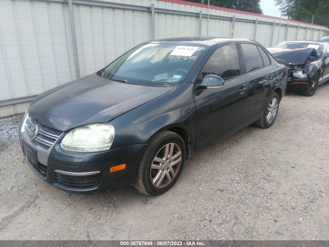 2010 VOLKSWAGEN JETTA SEDAN LIMITED VIN: 3VWAX7AJ2AM105540
