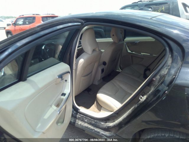 YV140MFD0F1314795 Volvo S60 T5 Drive-e Platinum