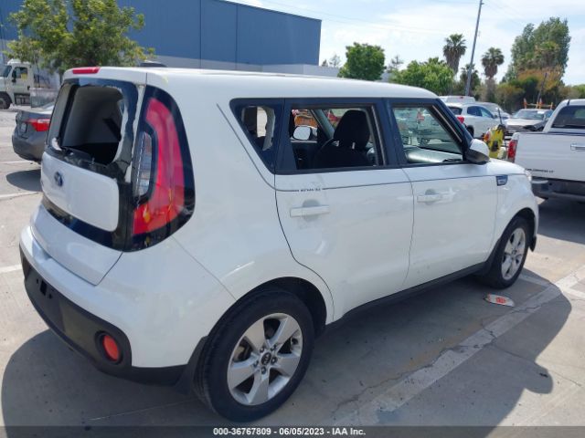 KNDJN2A29J7907081 KIA Soul Base