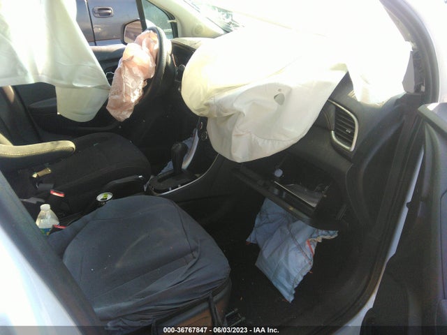 Chevrolet TRAX LS 2020 3GNCJNSB1LL284288 Image 5