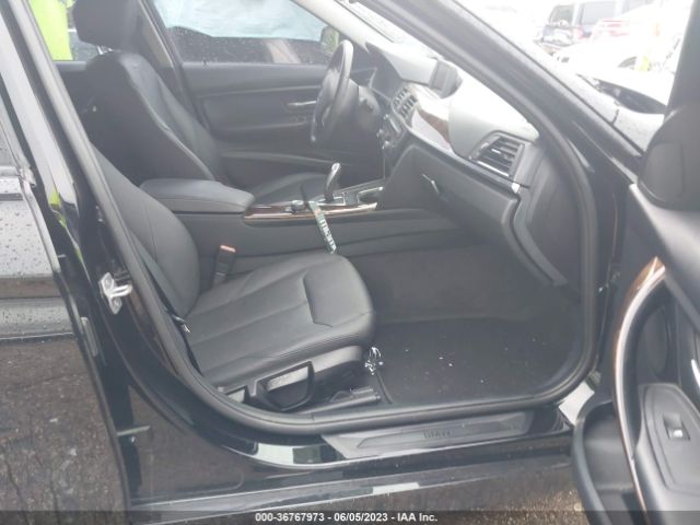 WBA3C3C57EP661629 BMW 3 Series 320i Xdrive