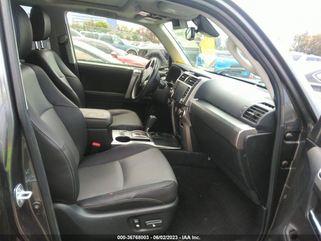 Toyota 4RUNNER SR5 2020 JTEZU5JR9L5218186 Image 6