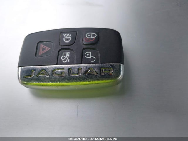 2017 Jaguar XJ, VIN: SAJWA1C7XH8W03784
